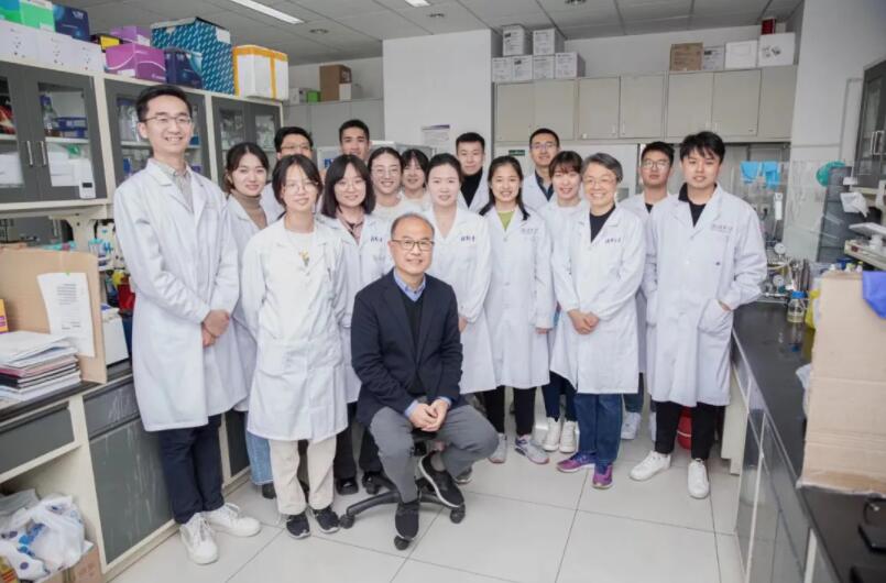 中国首个抗新冠病毒特效药获批上市！清华张林琦教授领衔研发！